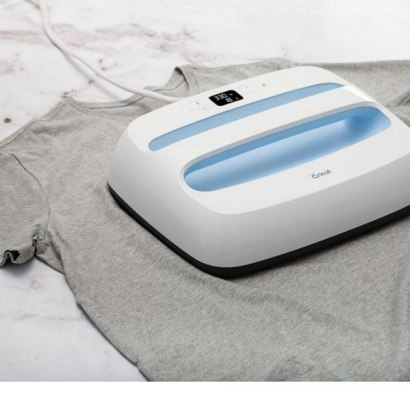 "Cricut Easypress 2 - Picture 5 of 6